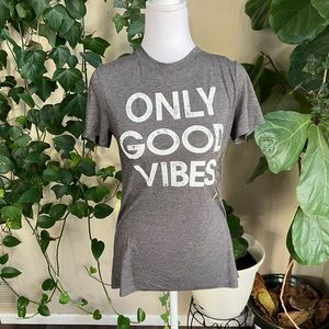MODERN LUX Only Good Vibes Grey Tee | small
